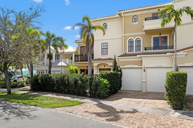 645 NE 17th Way 645, Fort Lauderdale, FL 33304