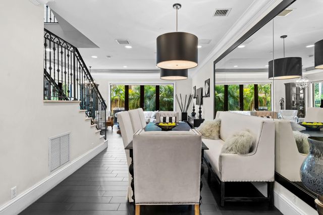 645 NE 17th Way 645, Fort Lauderdale, FL 33304