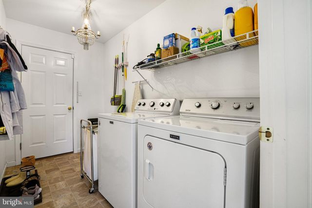 3188 BLACKBEARD RD, Greenbackville, VA 23356