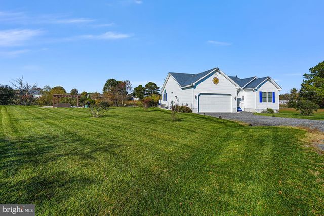 3188 BLACKBEARD RD, Greenbackville, VA 23356