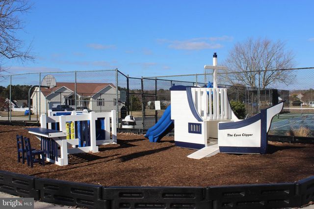 3188 BLACKBEARD RD, Greenbackville, VA 23356