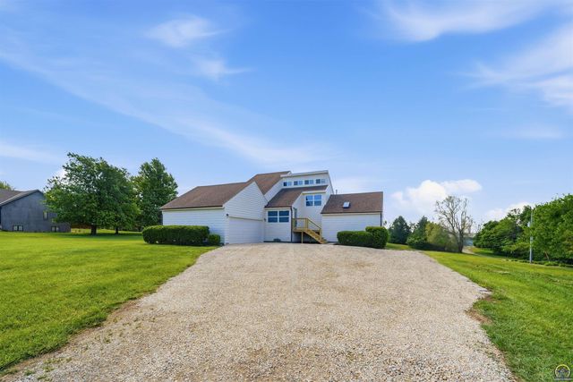 6411 SW 64th St, Auburn, KS 66402