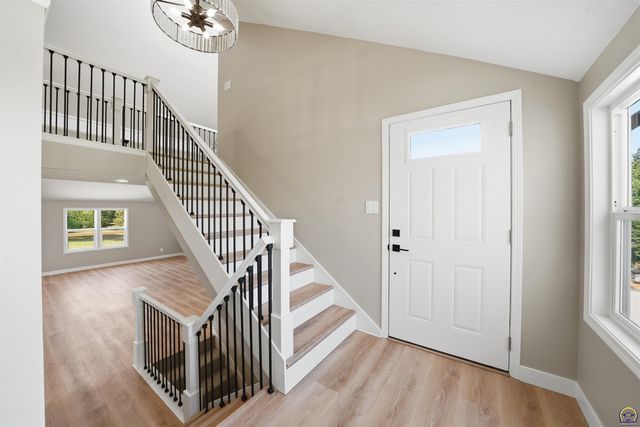 6411 SW 64th St, Auburn, KS 66402