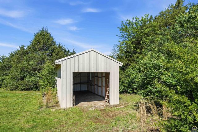 6411 SW 64th St, Auburn, KS 66402
