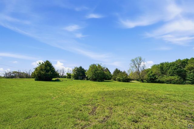 6411 SW 64th St, Auburn, KS 66402