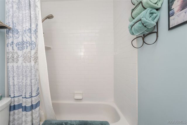 130 Lake Forest Drive, Montgomery, AL 36117