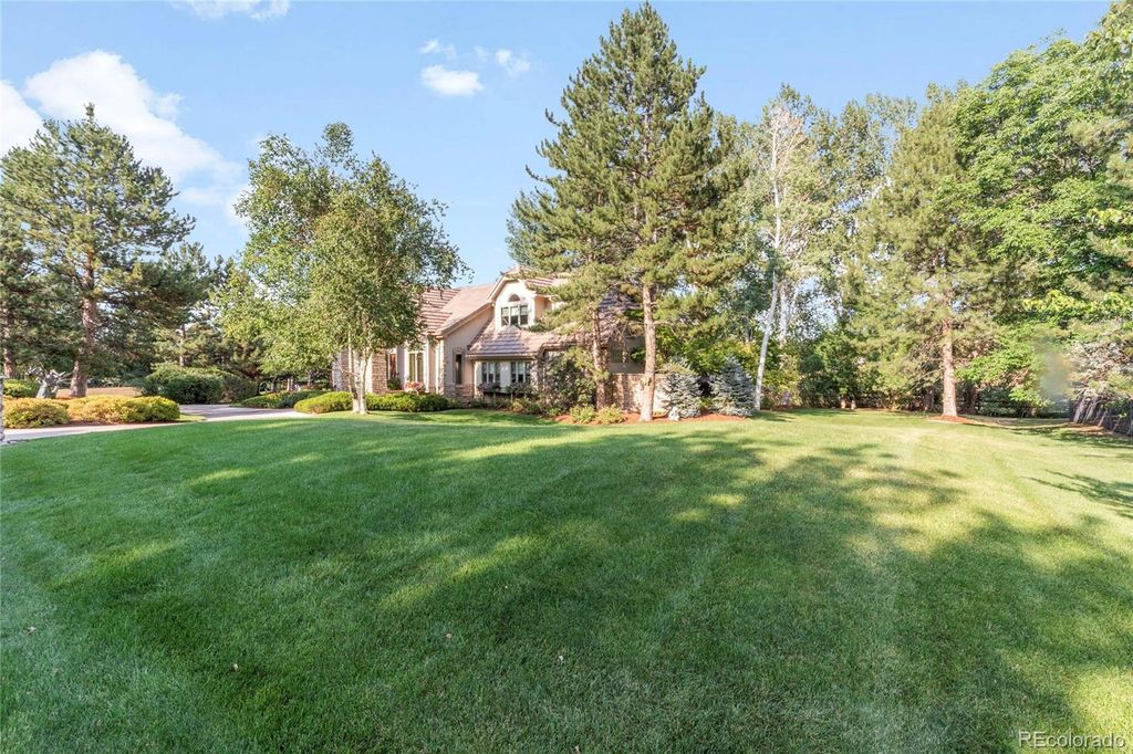 Image 13 of property listing at 5340 S Race Court, Greenwood Village, CO 80121