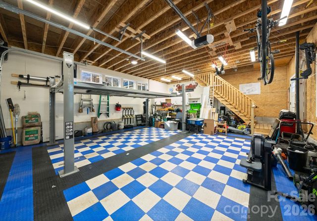 143 E Stewart Avenue, Mooresville, NC 28115