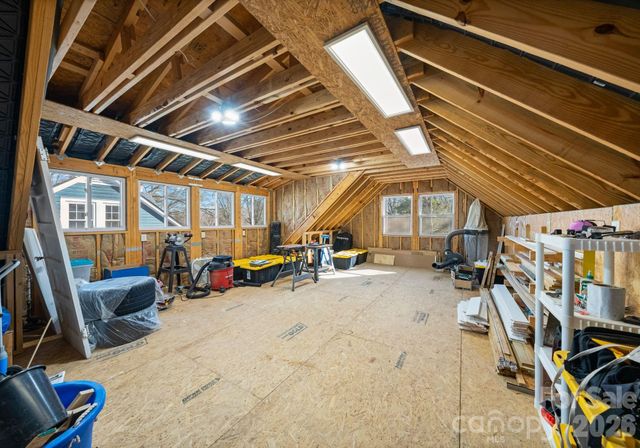 143 E Stewart Avenue, Mooresville, NC 28115