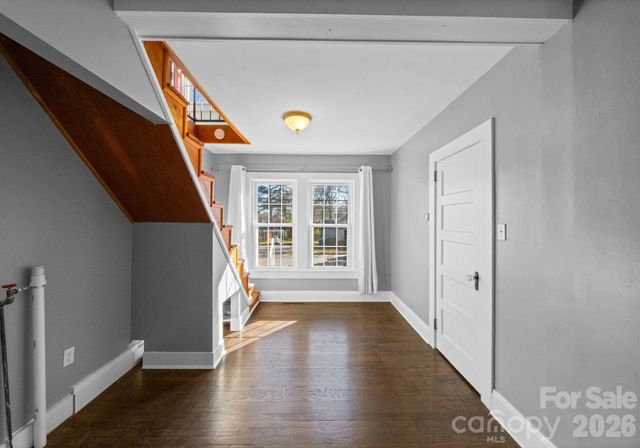 143 E Stewart Avenue, Mooresville, NC 28115