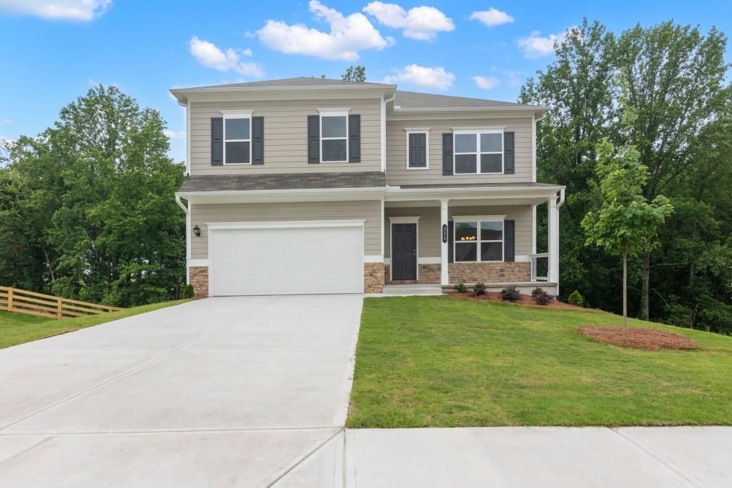 329 Roxeywood Way, Winder, GA 30680