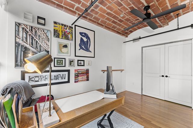 121 Beach 502, Boston, MA 02111