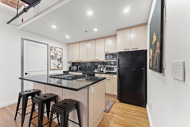 121 Beach 502, Boston, MA 02111