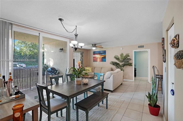 1107 Villa Ln 1107, Boynton Beach, FL 33435