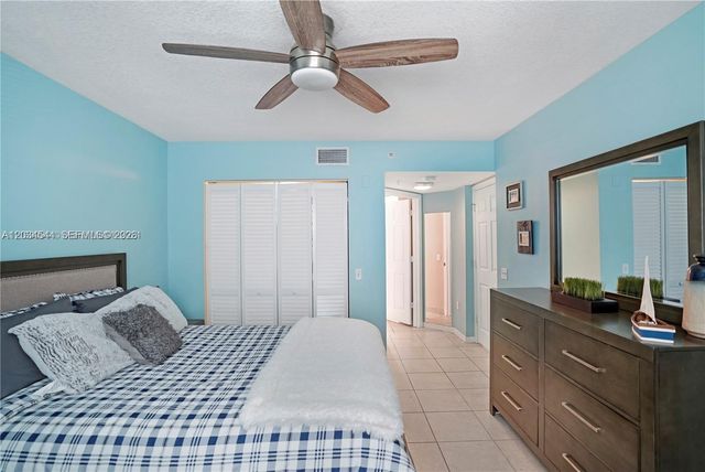 1107 Villa Ln 1107, Boynton Beach, FL 33435