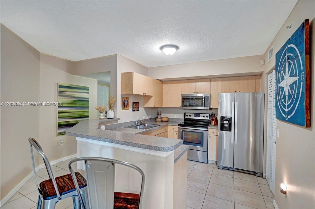 1107 Villa Ln 1107, Boynton Beach, FL 33435