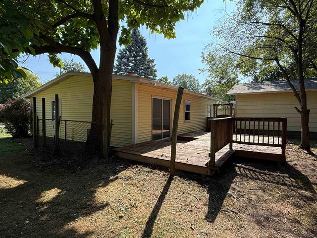 5006 delbrook Avenue, Lansing, MI 48910