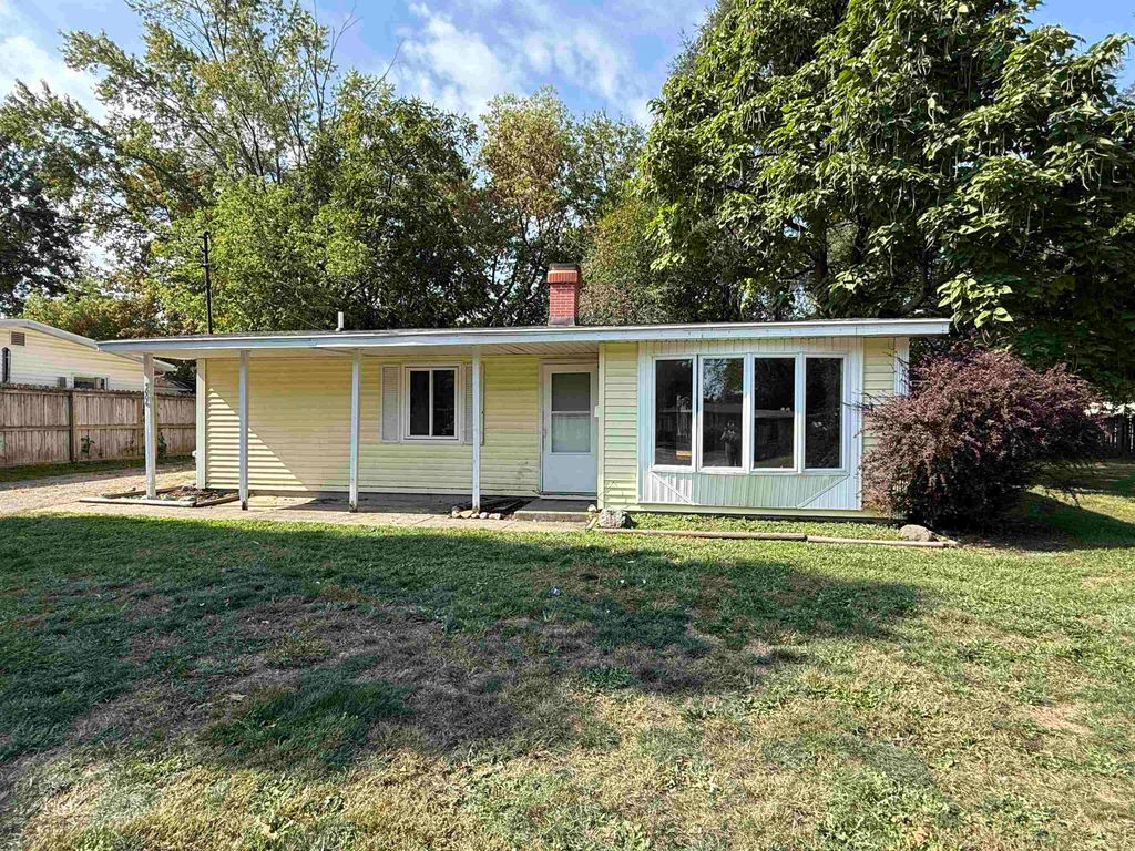 5006 delbrook Avenue, Lansing, MI 48910