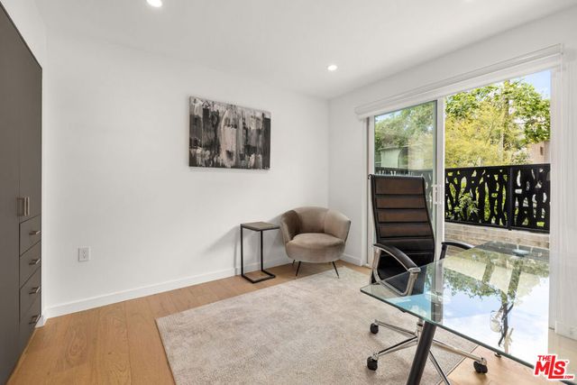 1228 N Sycamore Avenue, Los Angeles, CA 90038
