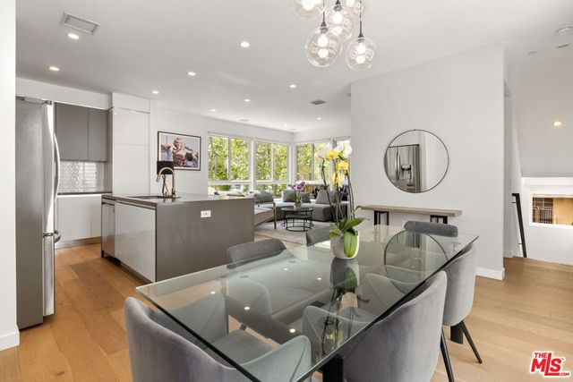 1228 N Sycamore Avenue, Los Angeles, CA 90038