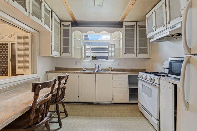 111 Lewis St, Nashville, TN 37210