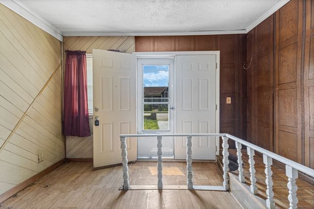 111 Lewis St, Nashville, TN 37210