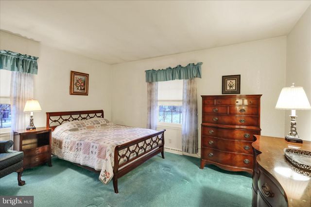 2601 READING BLVD, West Lawn, PA 19609