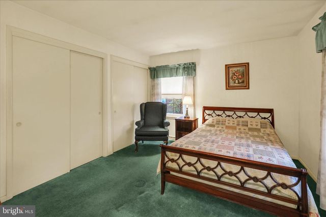 2601 READING BLVD, West Lawn, PA 19609