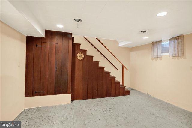 2601 READING BLVD, West Lawn, PA 19609