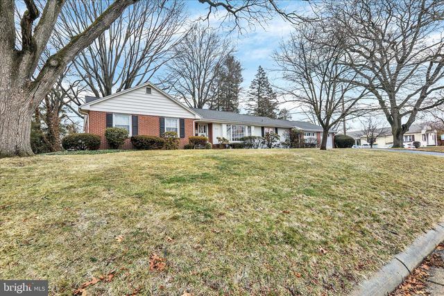 2601 READING BLVD, West Lawn, PA 19609