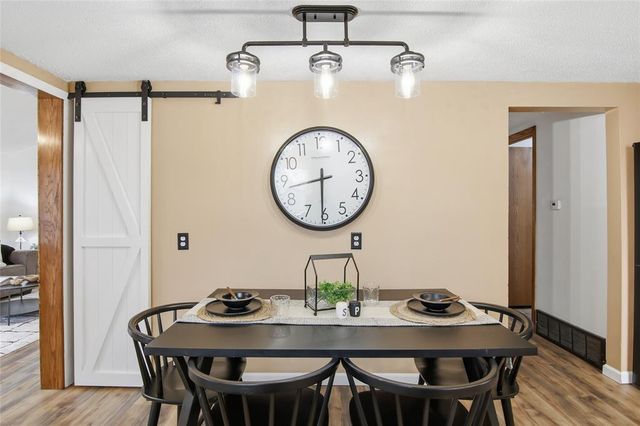 3206 Rosewood Lane, Eau Claire, WI 54703