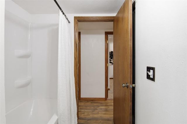 3206 Rosewood Lane, Eau Claire, WI 54703