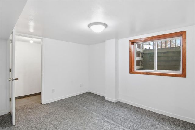 3206 Rosewood Lane, Eau Claire, WI 54703