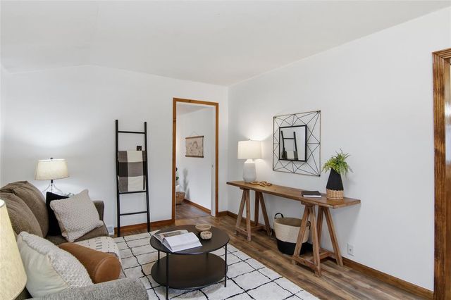 3206 Rosewood Lane, Eau Claire, WI 54703