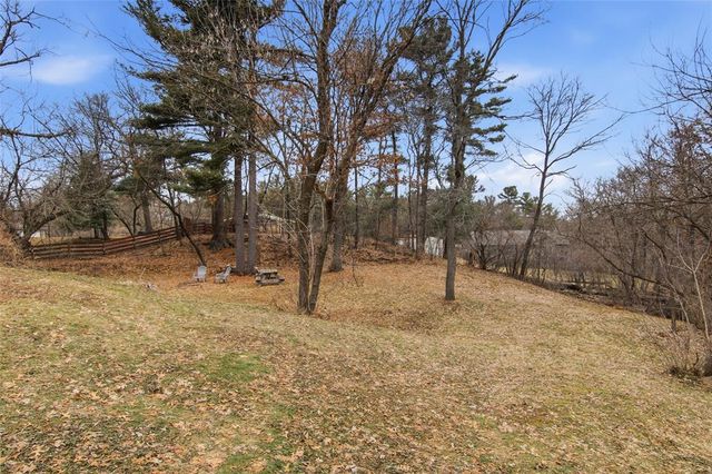 3206 Rosewood Lane, Eau Claire, WI 54703