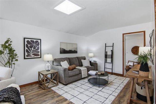 3206 Rosewood Lane, Eau Claire, WI 54703