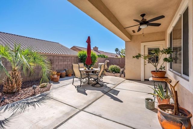 37318 Pineknoll Avenue, Palm Desert, CA 92211