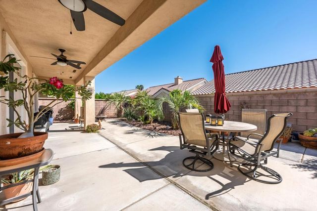 37318 Pineknoll Avenue, Palm Desert, CA 92211