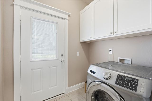 1008 Lawndale Avenue, Brenham, TX 77833