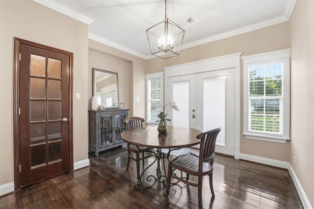 1008 Lawndale Avenue, Brenham, TX 77833
