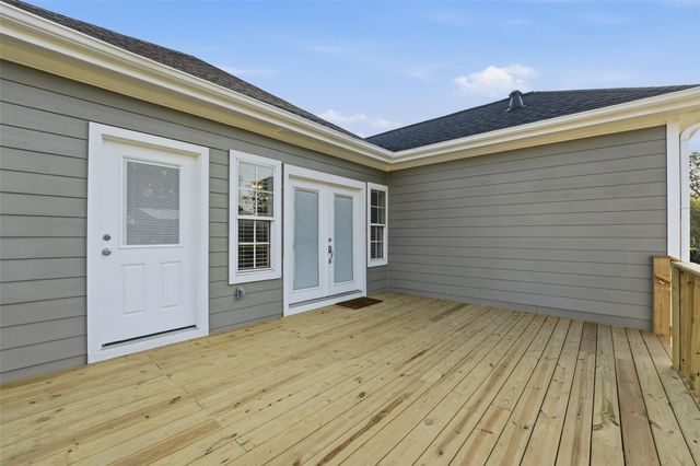 1008 Lawndale Avenue, Brenham, TX 77833