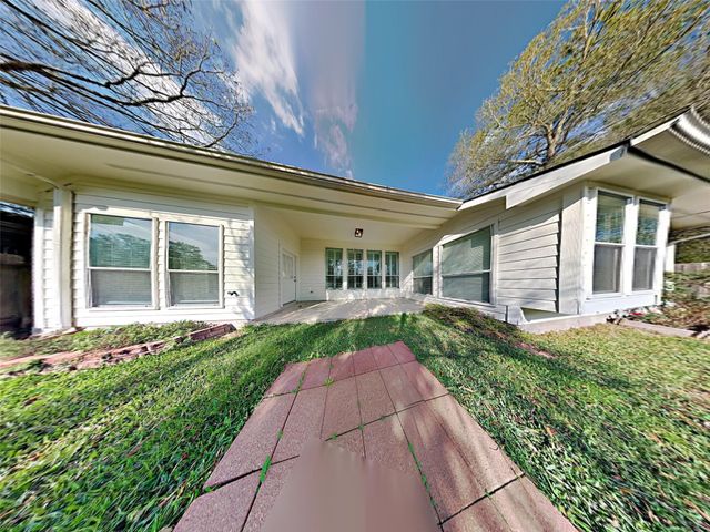 74 Wimberly Way, Conroe, TX 77385