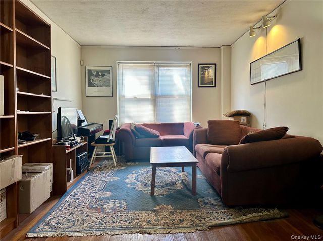 111-50 75th Road 1A, Forest Hills, NY 11375