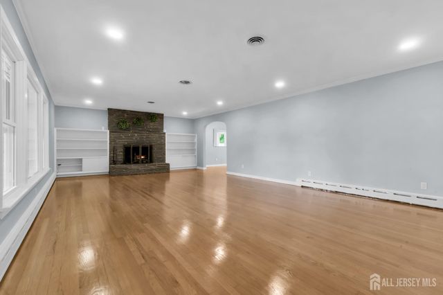 285 Highland Drive, Milltown, NJ 08850