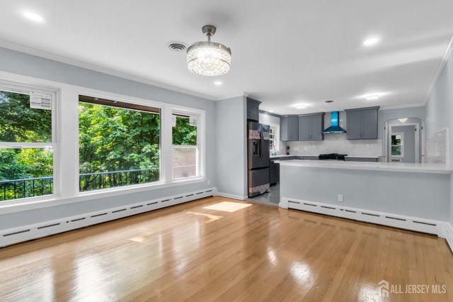285 Highland Drive, Milltown, NJ 08850