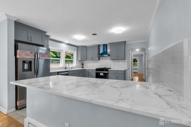 285 Highland Drive, Milltown, NJ 08850