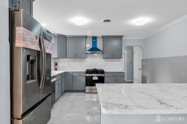 285 Highland Drive, Milltown, NJ 08850