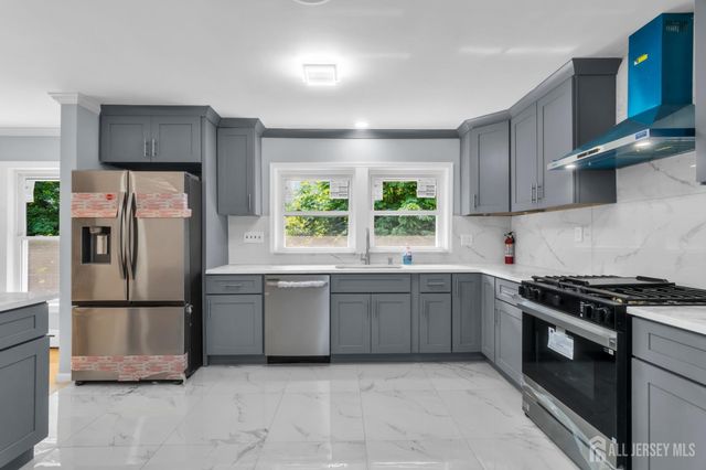 285 Highland Drive, Milltown, NJ 08850