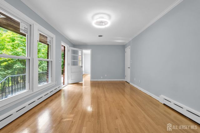285 Highland Drive, Milltown, NJ 08850
