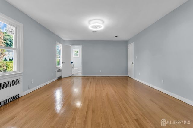 285 Highland Drive, Milltown, NJ 08850